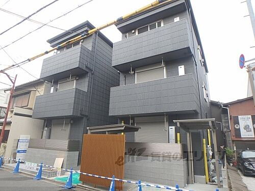 京都府京都市中京区壬生松原町 築2年5ヶ月 3階建