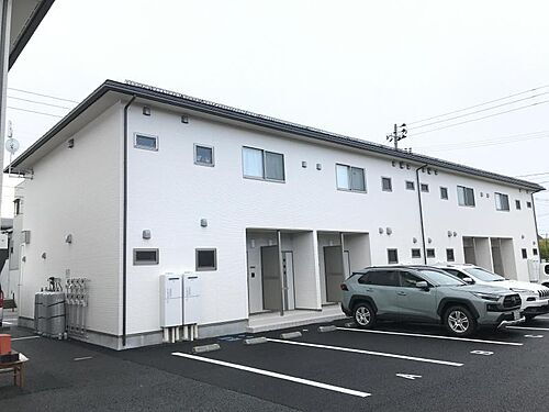 山形県山形市嶋南２丁目 2階建