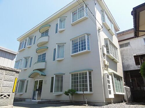 山形県山形市小白川町五丁目 3階建 築34年