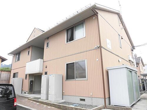 山形県山形市鈴川町３丁目 2階建 築15年10ヶ月