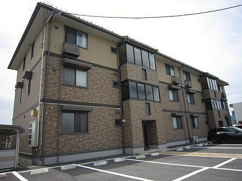 山形県山形市白山１丁目 3階建 築20年3ヶ月