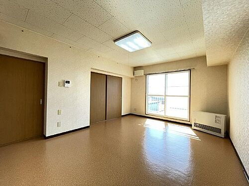 フロンティア尾形