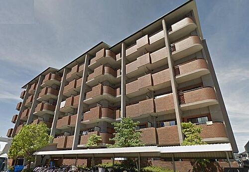 滋賀県栗東市綣１丁目 賃貸マンション