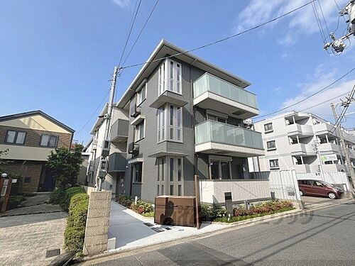 京都府京都市伏見区深草西浦町７丁目  3階建