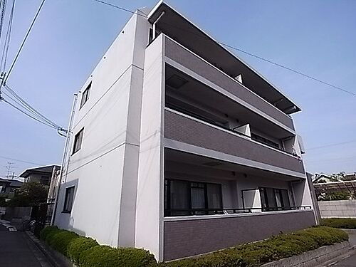 兵庫県西宮市津門西口町 築29年8ヶ月 3階建