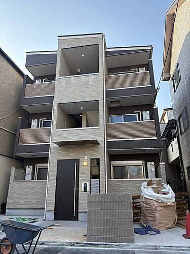 兵庫県尼崎市南城内 賃貸アパート