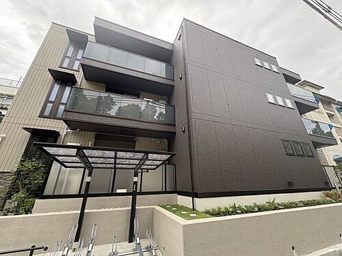 兵庫県神戸市中央区熊内町３丁目 3階建 