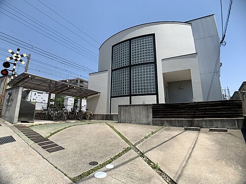 兵庫県芦屋市三条南町 築20年3ヶ月 2階建