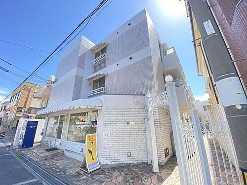 兵庫県西宮市南甲子園２丁目 築36年9ヶ月 3階建