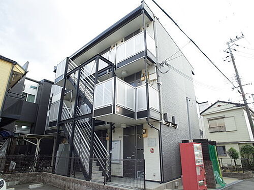 兵庫県神戸市兵庫区西出町２丁目 築15年9ヶ月 3階建