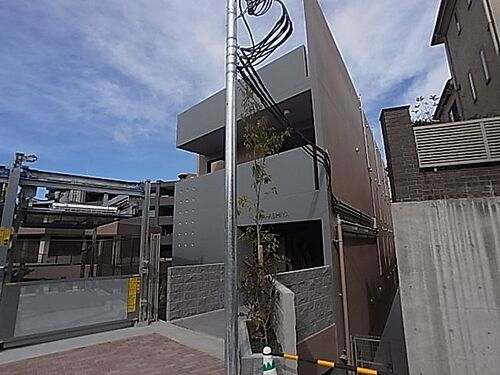 兵庫県芦屋市川西町 築1年11ヶ月 4階建