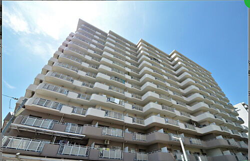 兵庫県神戸市兵庫区西出町１丁目 築34年9ヶ月 14階建