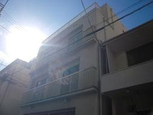 兵庫県神戸市中央区橘通２丁目 築42年6ヶ月 4階建