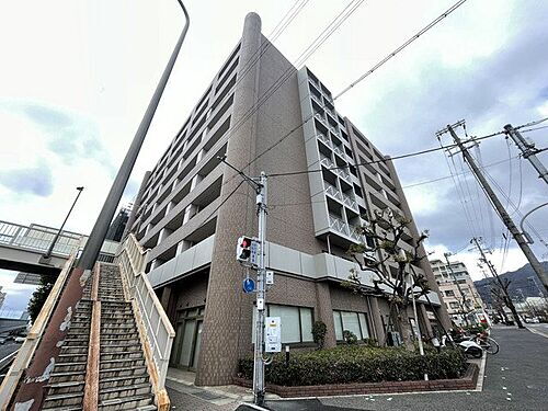兵庫県神戸市灘区都通２丁目 築27年3ヶ月 9階建