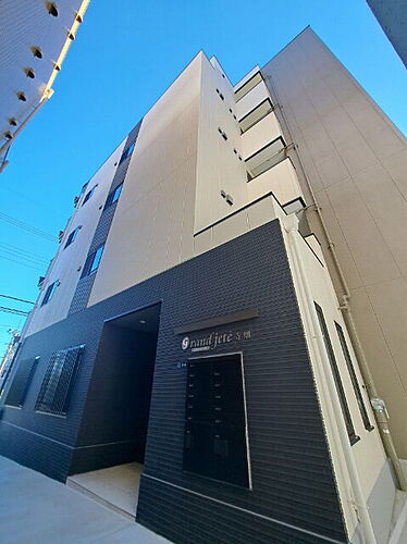 兵庫県川西市寺畑２丁目 賃貸マンション