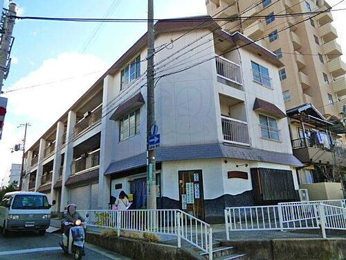 トキワマンション