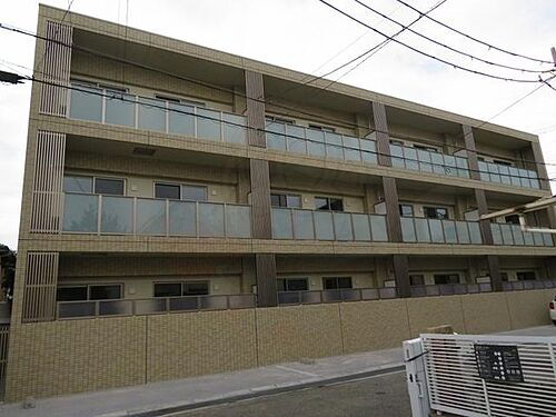 兵庫県西宮市里中町２丁目 賃貸マンション