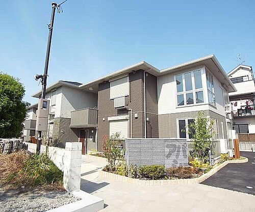 京都府京都市伏見区羽束師志水町 築9年9ヶ月 2階建