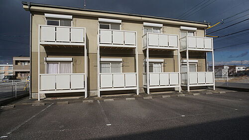 三重県津市中河原 賃貸アパート