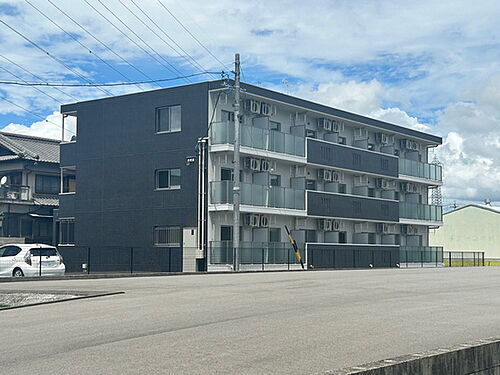 三重県四日市市白須賀１丁目 賃貸マンション