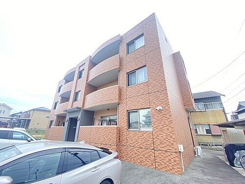 三重県四日市市松寺３丁目 賃貸マンション