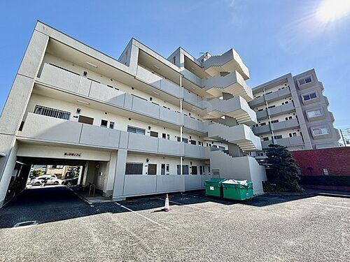 三重県鈴鹿市庄野共進１丁目 賃貸マンション