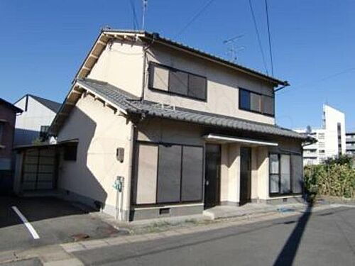 御陵荒木町貸家