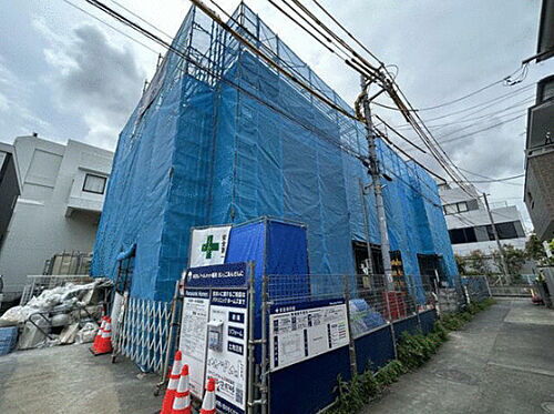 神奈川県横浜市戸塚区吉田町 3階建 
