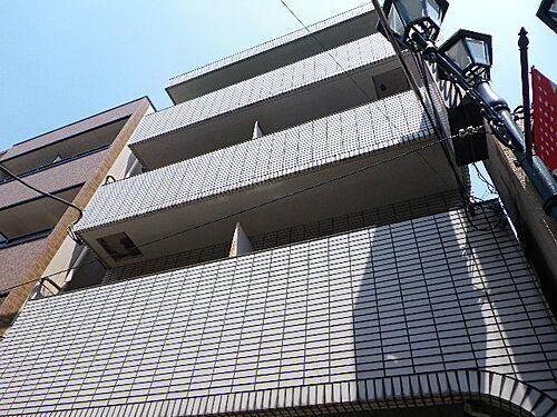 東京都板橋区板橋１丁目 5階建