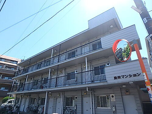 東京都板橋区泉町 3階建 築46年4ヶ月