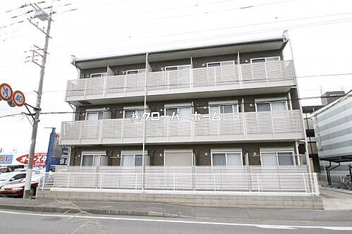 神奈川県海老名市社家 3階建 築5年4ヶ月