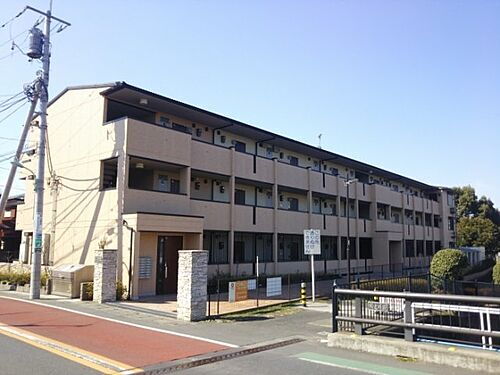 東京都町田市三輪町 3階建 築11年