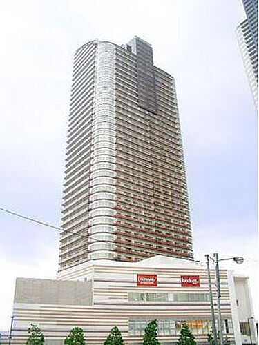 パークシティ武蔵小杉ステーションフォレストタワー 地上48階地下3階建
