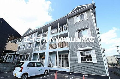 岡山県岡山市中区藤原西町２丁目 3階建