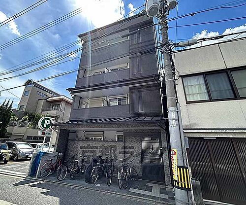 京都府京都市下京区御器屋町 4階建