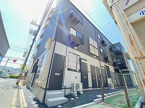 広島県広島市南区東雲本町１丁目 3階建 築2年4ヶ月