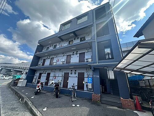広島県安芸郡海田町浜角 4階建