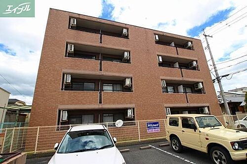 岡山県岡山市北区今８丁目 4階建 築27年5ヶ月