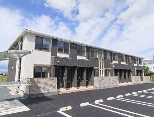 栃木県小山市大字千駄塚 2階建 