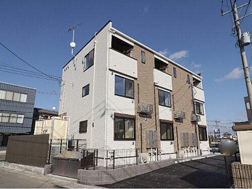 栃木県小山市駅南町４丁目 3階建 築1年10ヶ月