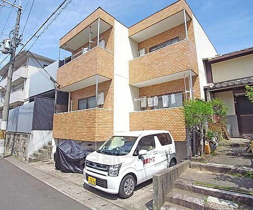 京都府京都市左京区北白川上池田町 2階建