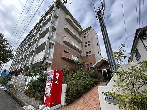 兵庫県伊丹市荻野２丁目 築28年9ヶ月 5階建