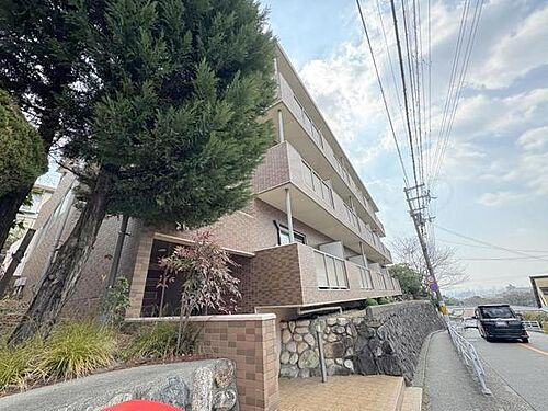 兵庫県宝塚市中筋山手２丁目 賃貸マンション
