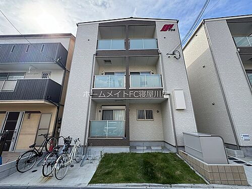 大阪府寝屋川市香里北之町 賃貸アパート