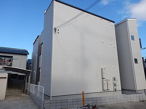 大阪府門真市小路町 賃貸アパート