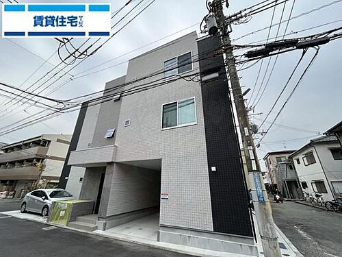 ワコーレヴィータ塚口本町 3階建