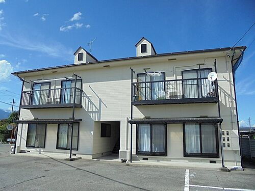 長野県安曇野市堀金烏川 築29年12ヶ月 2階建