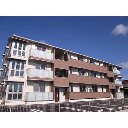 岐阜県各務原市鵜沼小伊木町２丁目 3階建 築10年11ヶ月