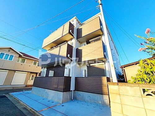 千葉県千葉市中央区長洲２丁目 賃貸アパート