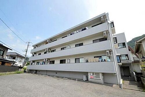 広島県広島市安佐北区可部８丁目 3階建 築32年4ヶ月